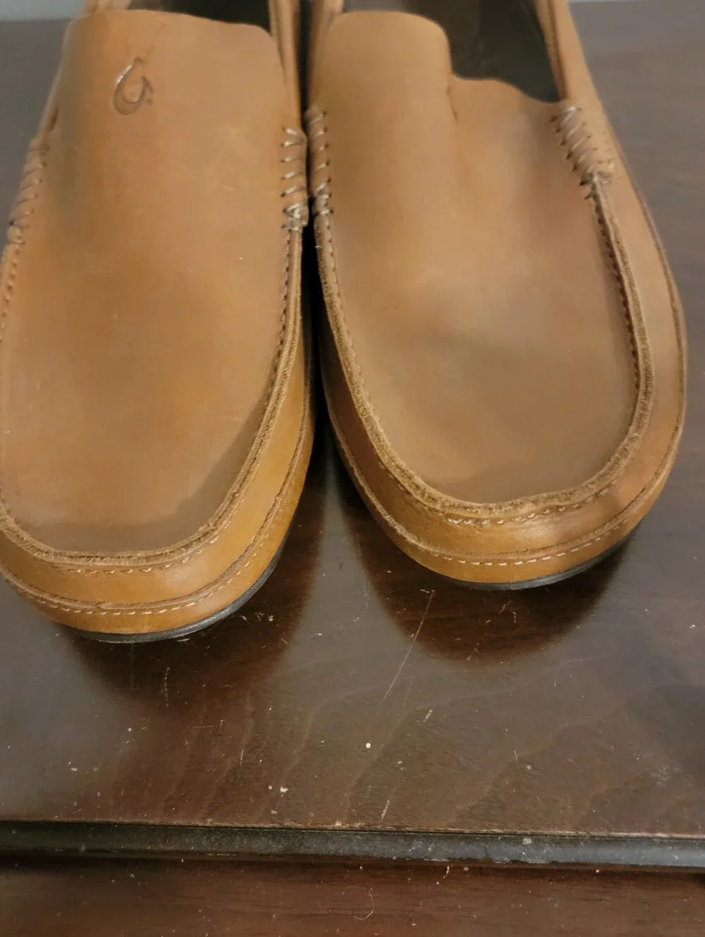 Olukai Men's Kulana Loafer Sz 9 Brown Tan Leather Casual Moc Slip On Shoe
